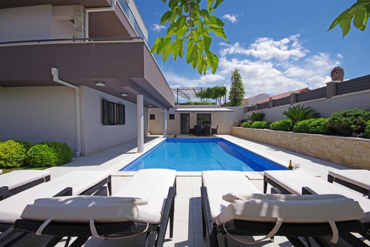 פודסטראנה Villa Lucas מראה חיצוני תמונה